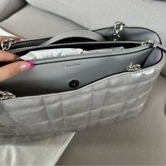 BRAND NEW Calvin Klein Grey Tote - Picture 9 of 14